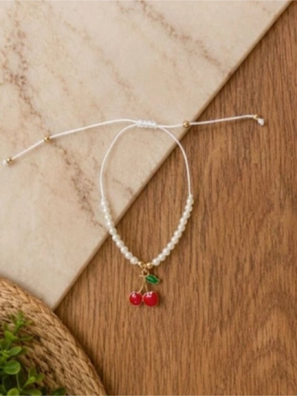 Cherry bracelet Q1300